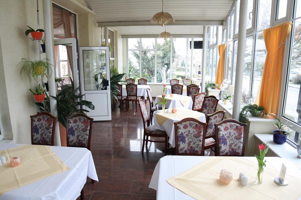 Hotel Poseidon Ostseebad Kühlungsborn Exterior foto